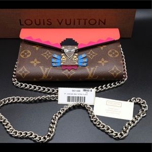 SOLD****ORIGINAL LOUIS VUITTON TOTEM Crossbody bag